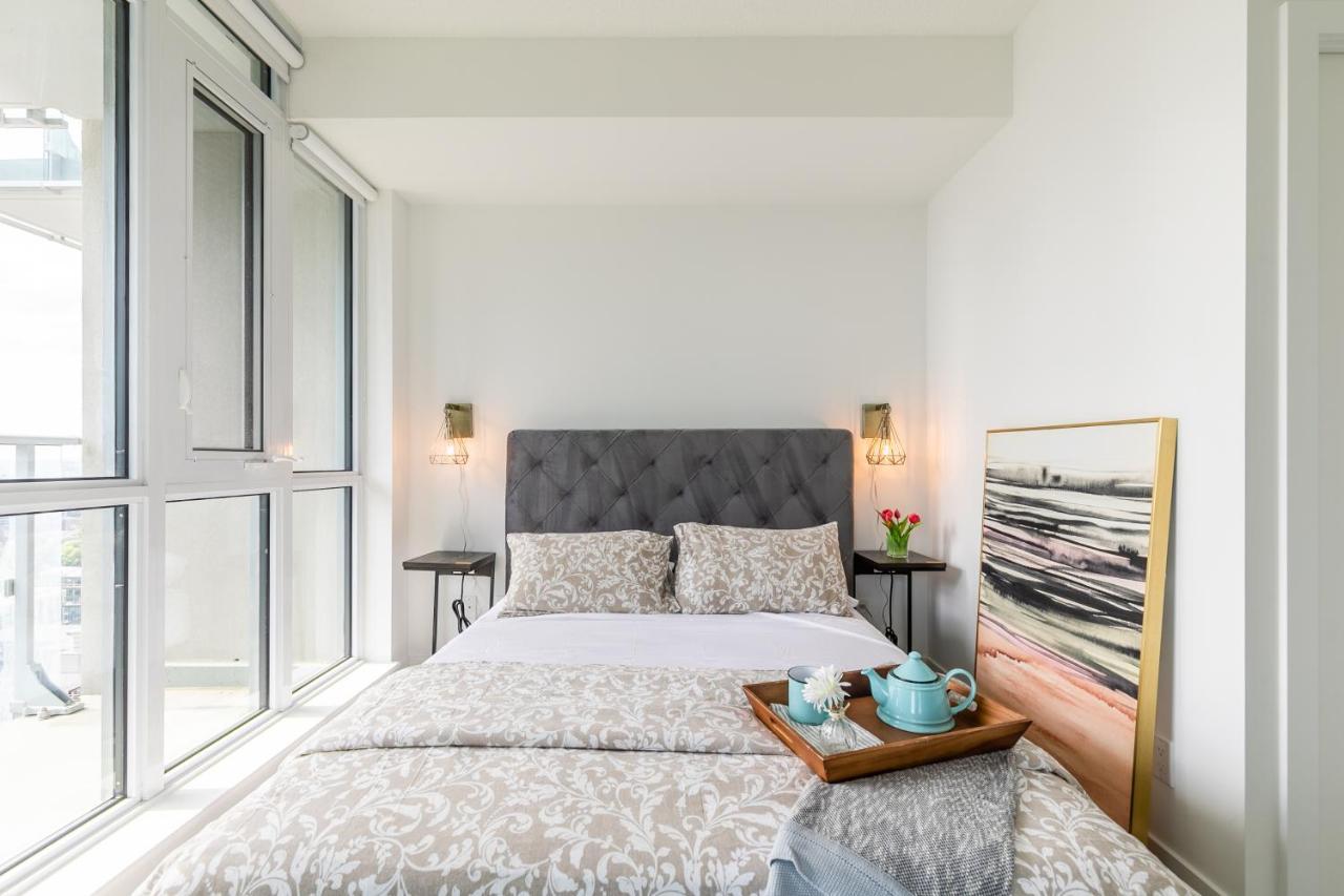 Luxury 2 Bedroom In The Heart Of Entertainment District W/ Cn Tower View Toronto Eksteriør billede